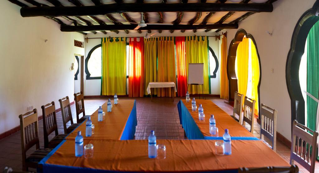 Mangro Hotel Diani Beach Kültér fotó