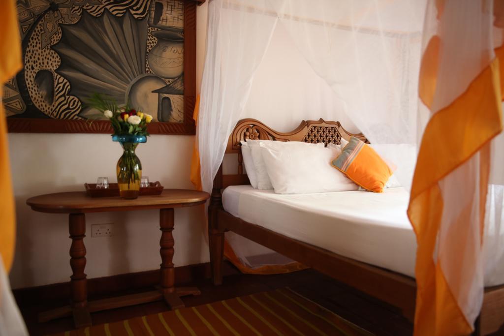 Mangro Hotel Diani Beach Kültér fotó